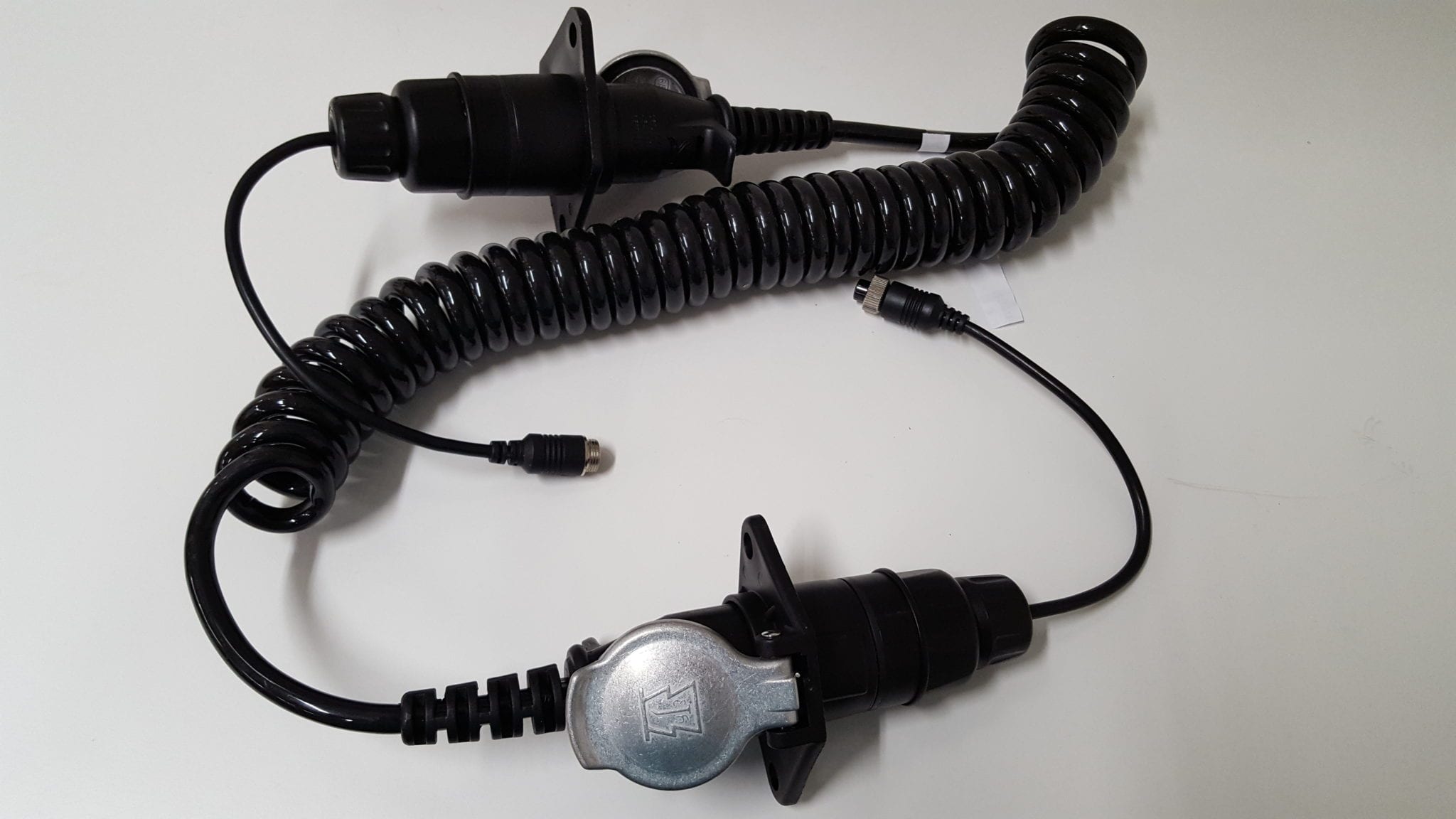 SVKB-5200-X4, Trailer cable (4 meters extended) with 4 camera inputs