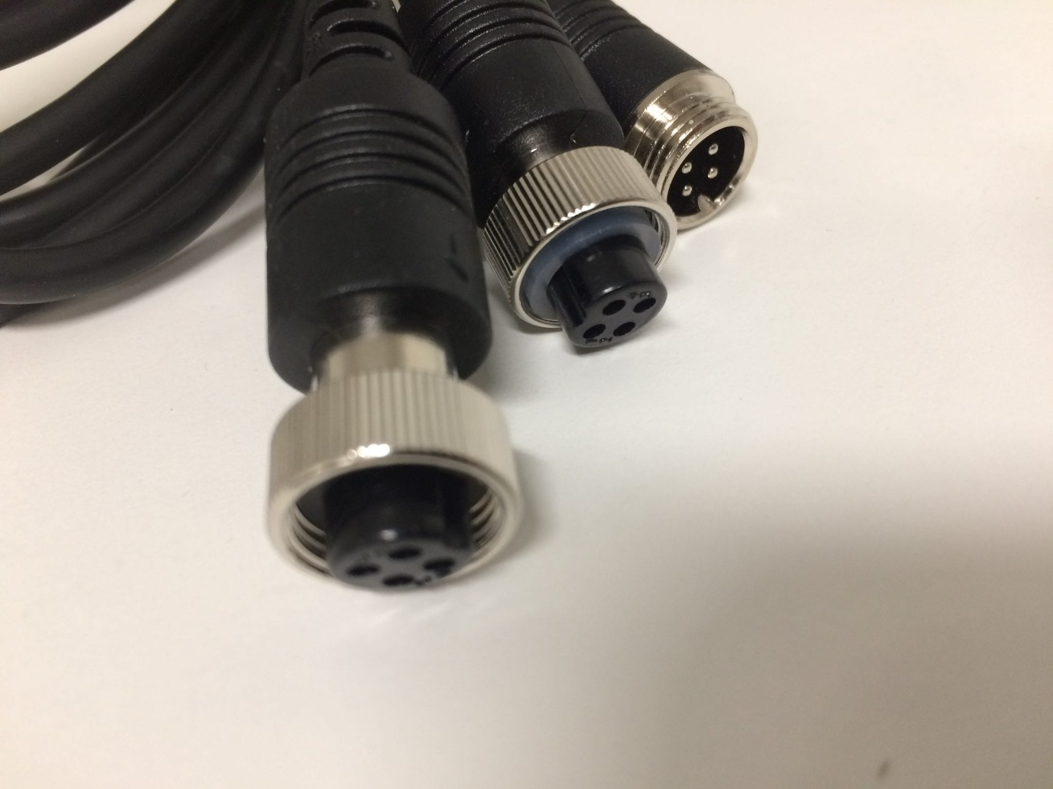 SVKB-5500, Förgreningskabel (från en kamera till två monitorer) - Bild 4