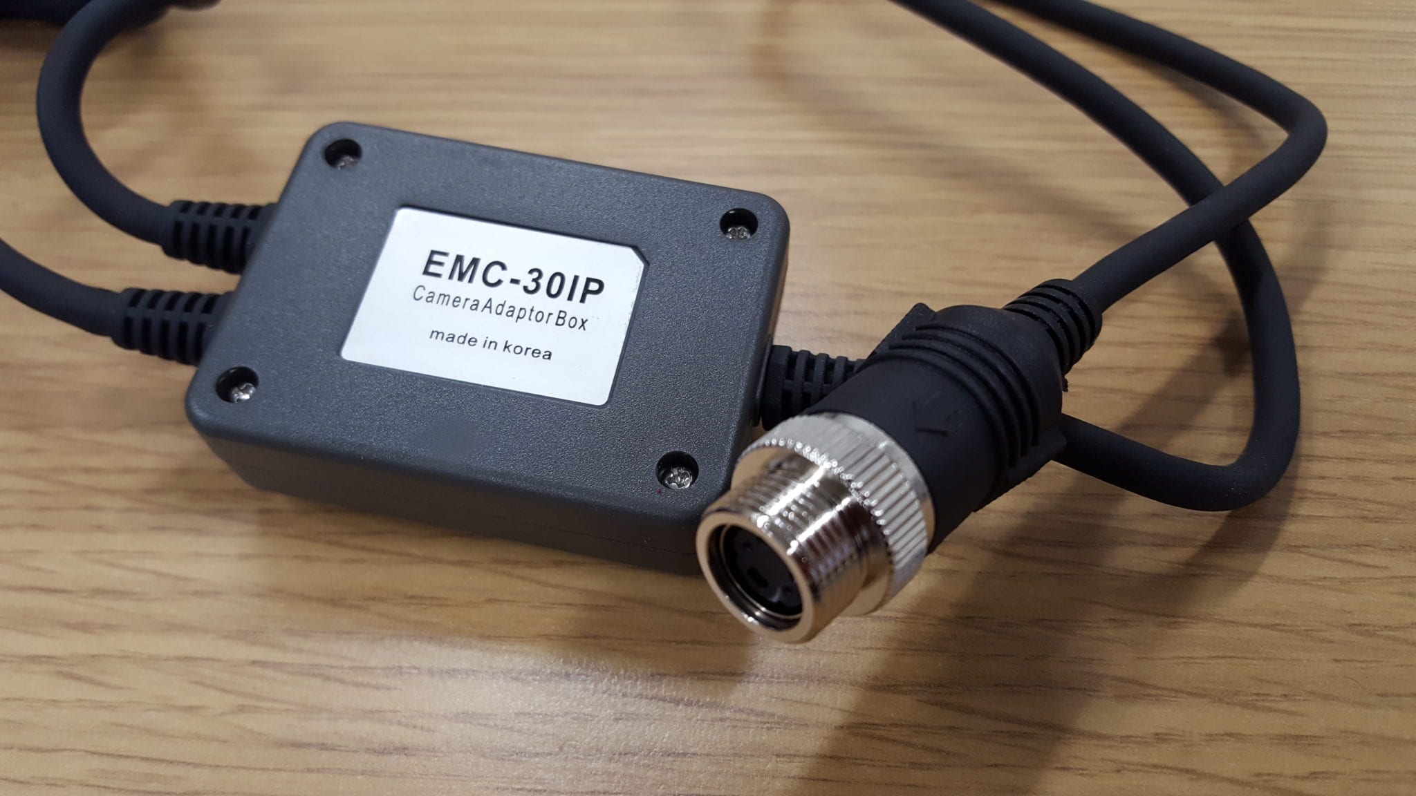EMC-30IP, Förgreningskabel (från en kamera till två monitorer) - Bild 2