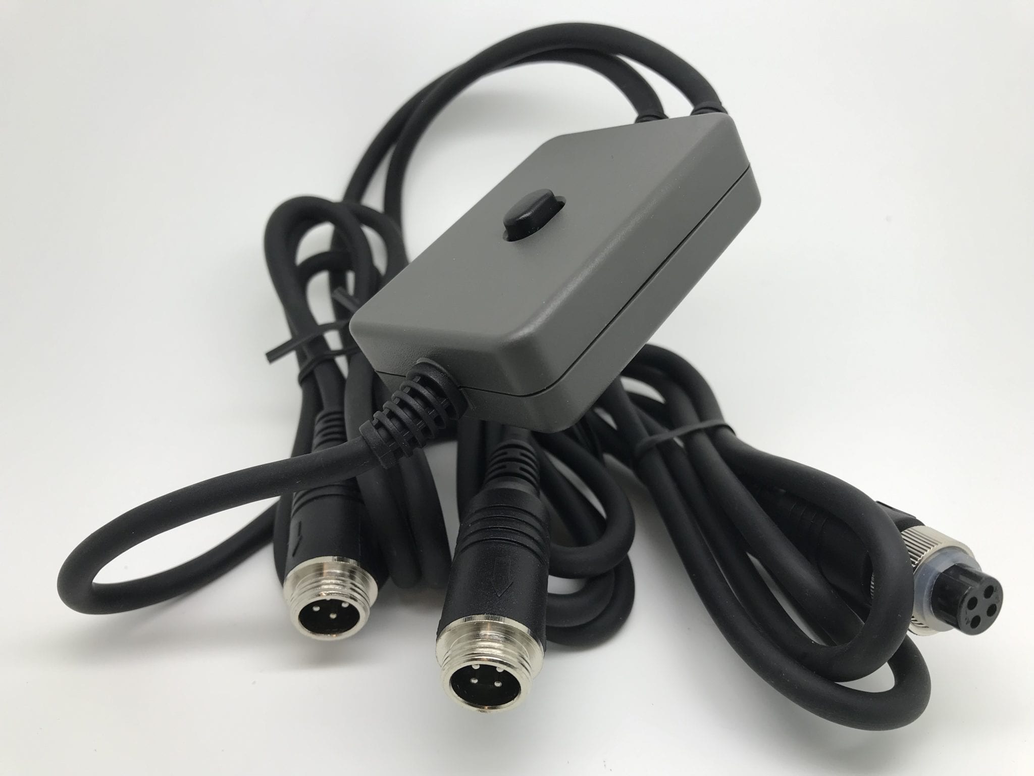EMC-40-SVKB, Förgreningskabel (2 kameror till 1 Monitor, med knapp)